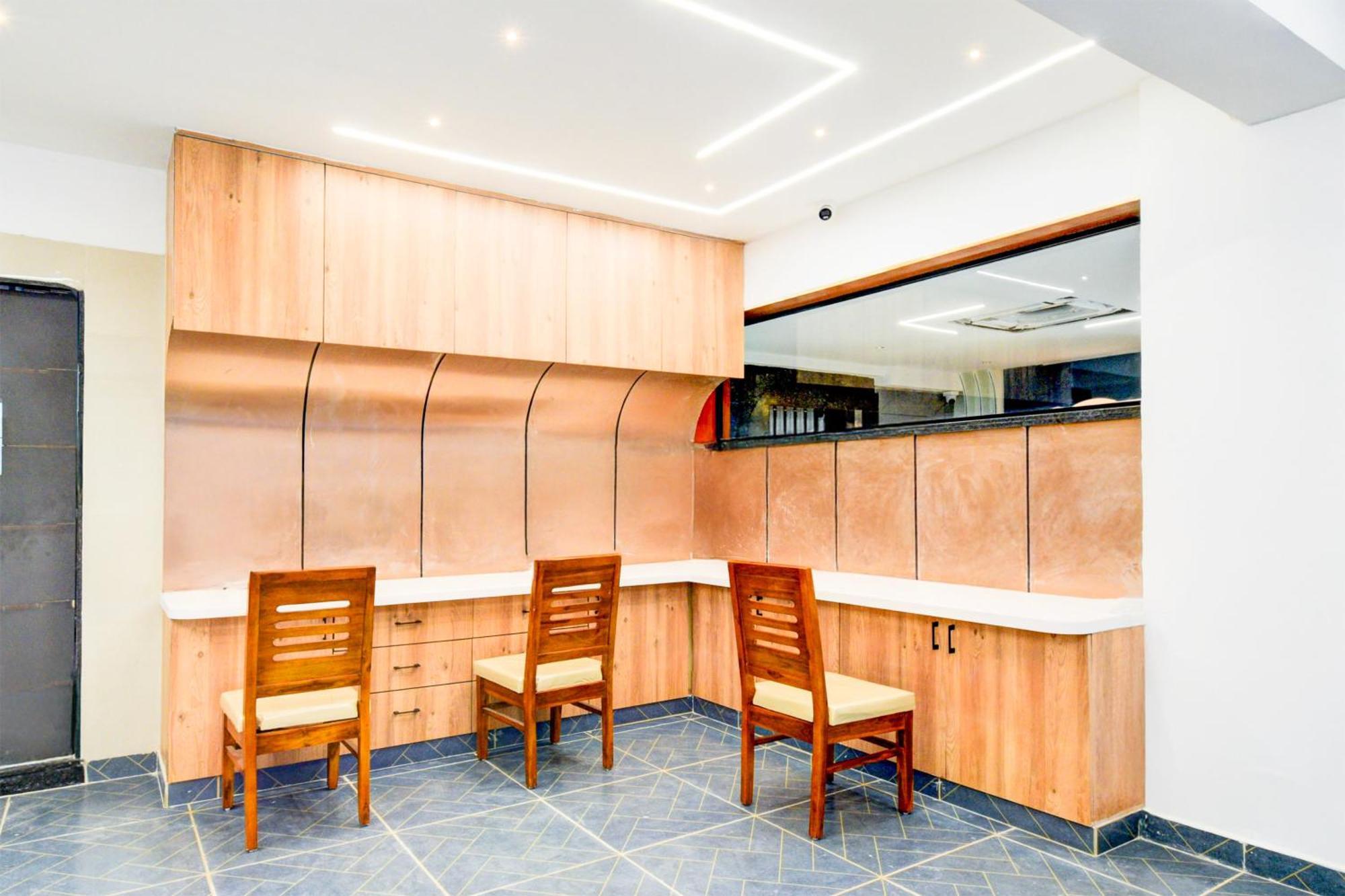 היידראבד Townhouse Aarav Business Hotel מראה חיצוני תמונה