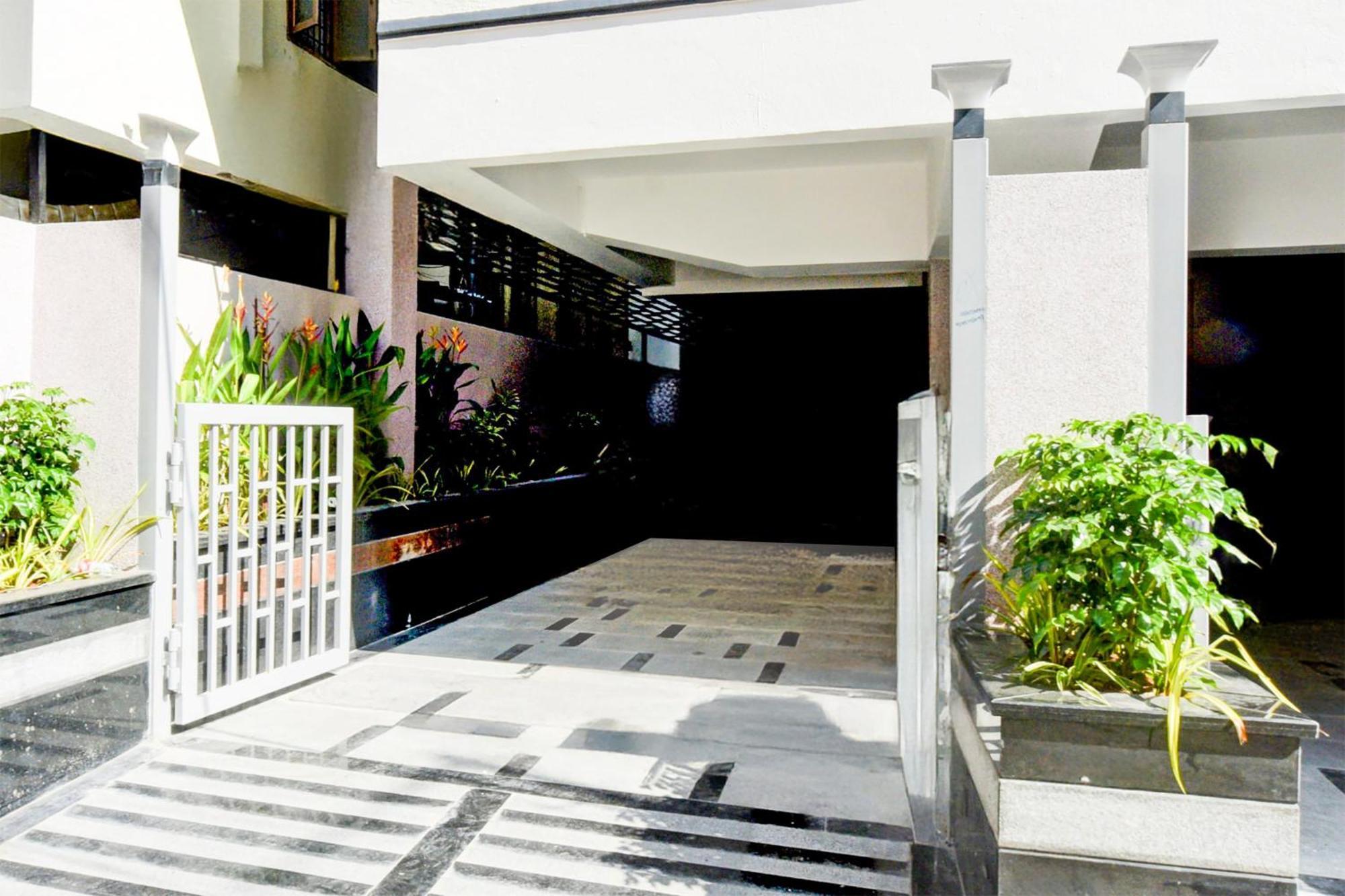 היידראבד Townhouse Aarav Business Hotel מראה חיצוני תמונה