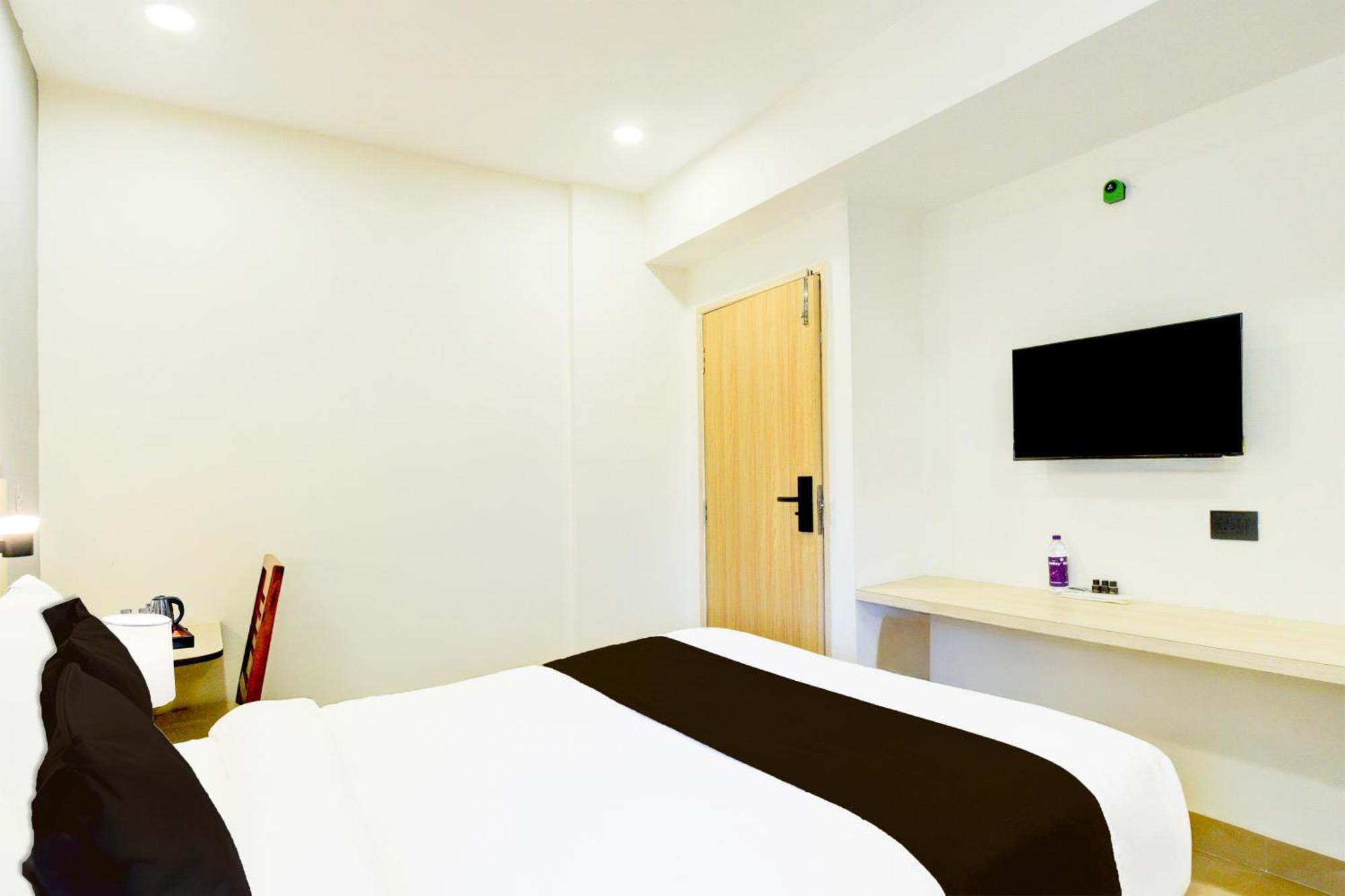 היידראבד Townhouse Aarav Business Hotel מראה חיצוני תמונה