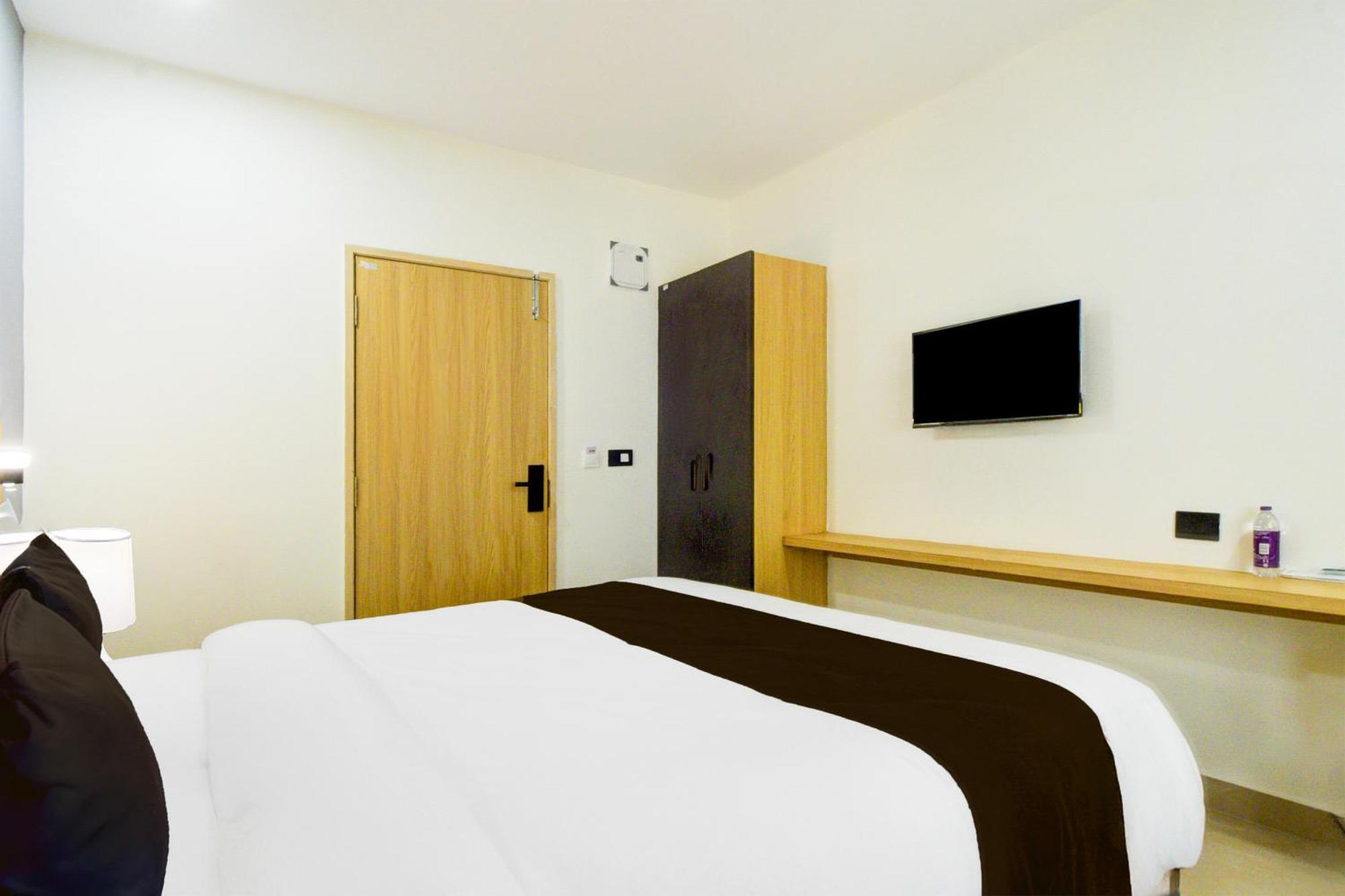 היידראבד Townhouse Aarav Business Hotel מראה חיצוני תמונה